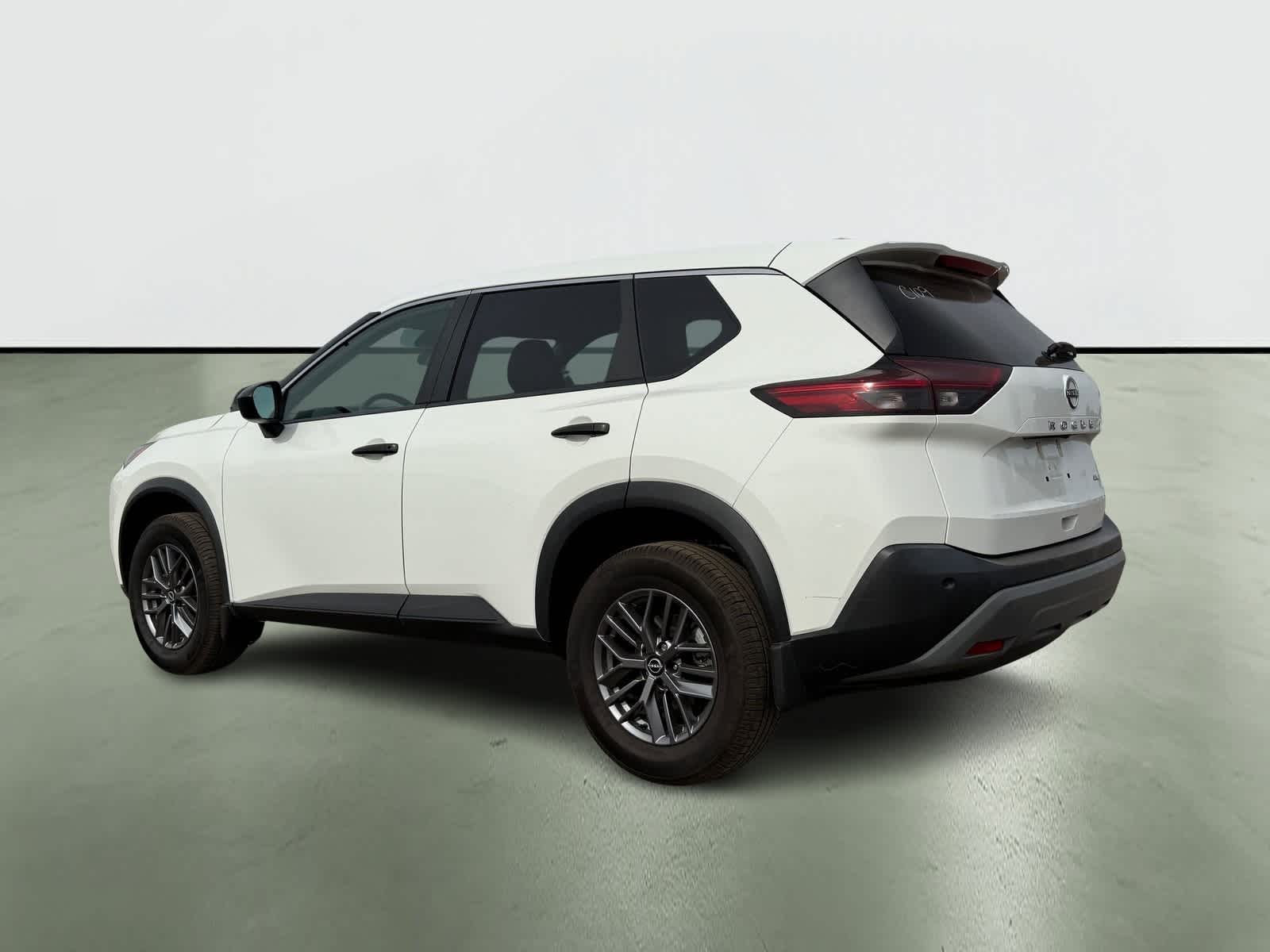 Thumbnail: 2023 Nissan Rogue - 3