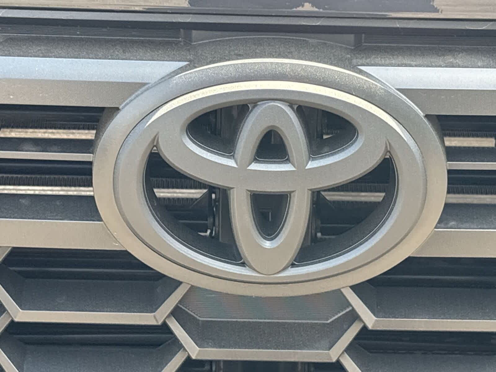 Thumbnail: 2025 Toyota Tacoma - 33