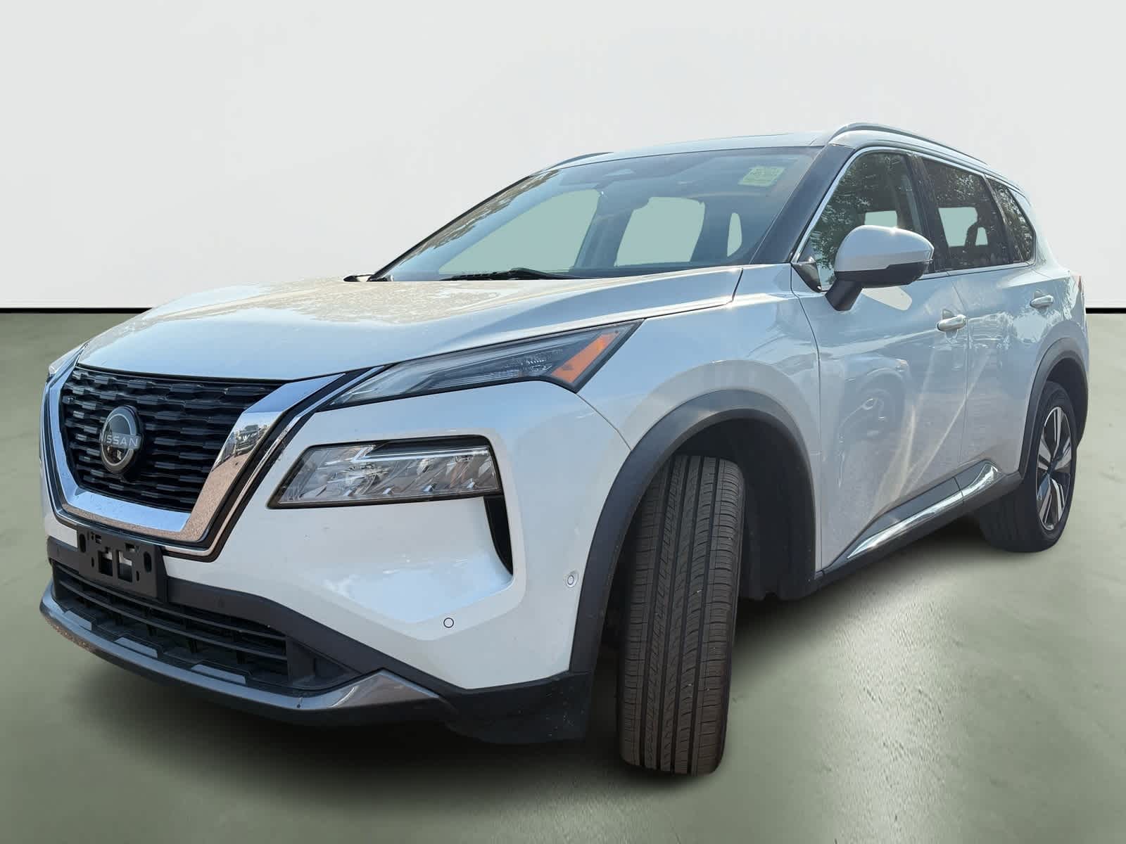Thumbnail: 2023 Nissan Rogue - 2