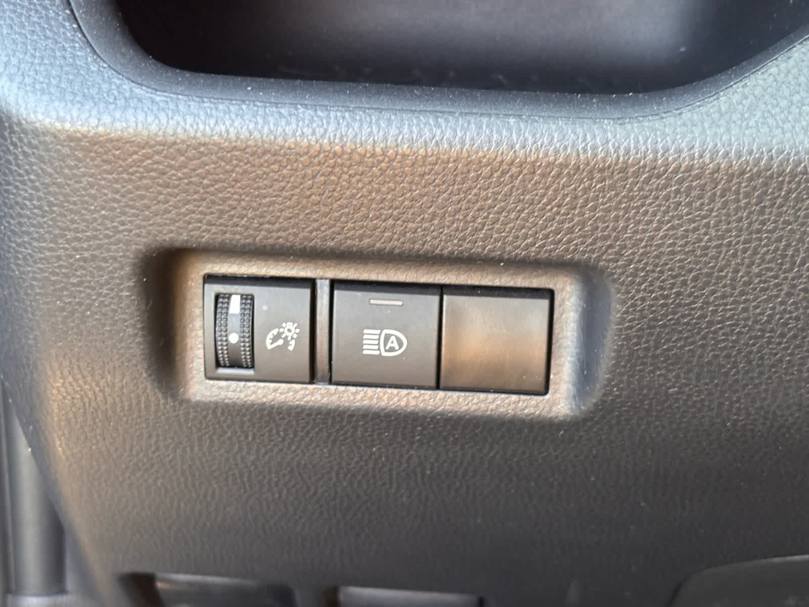 2024 Toyota RAV4 LE 14