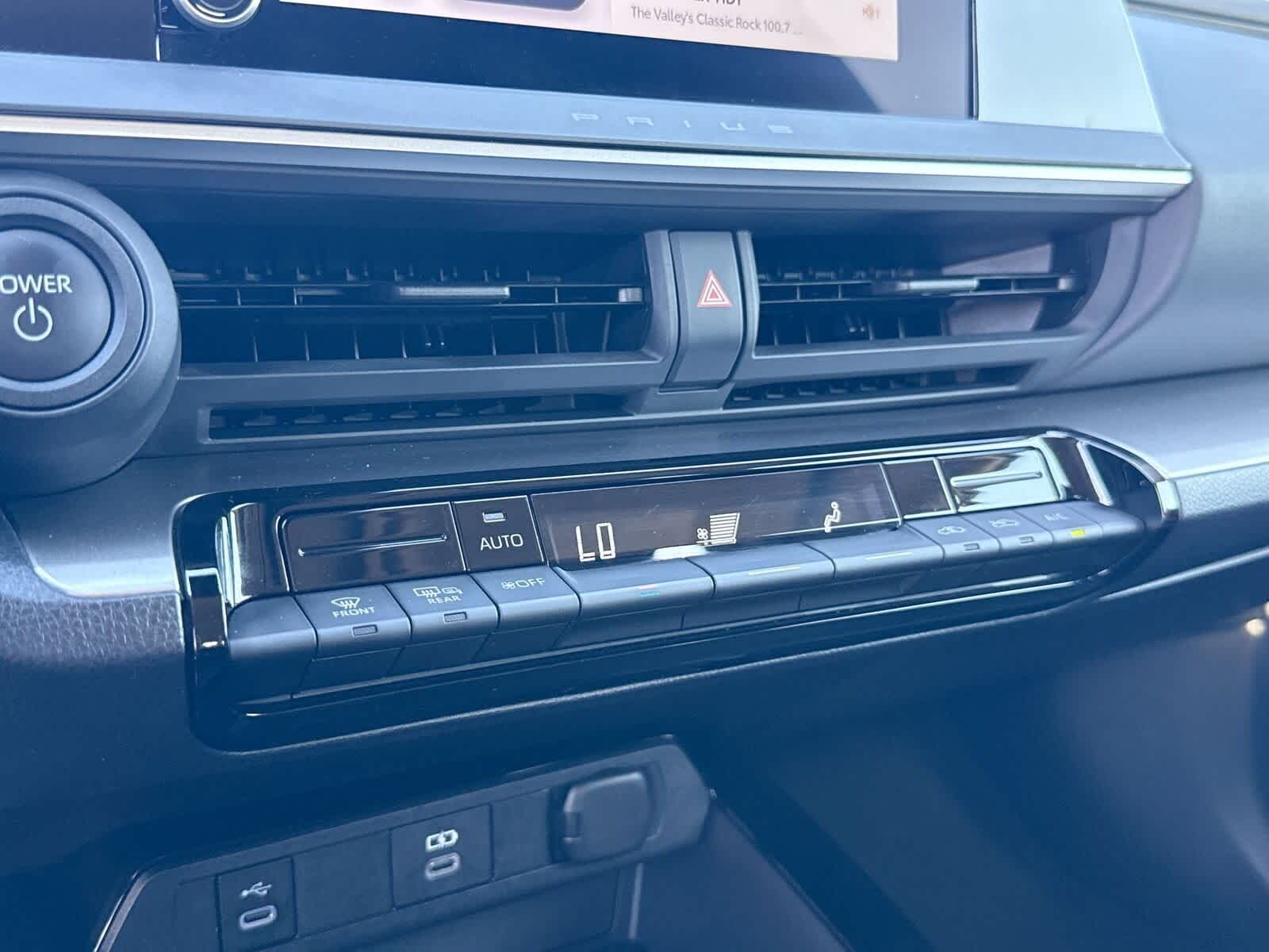 Thumbnail: 2024 Toyota Prius - 22