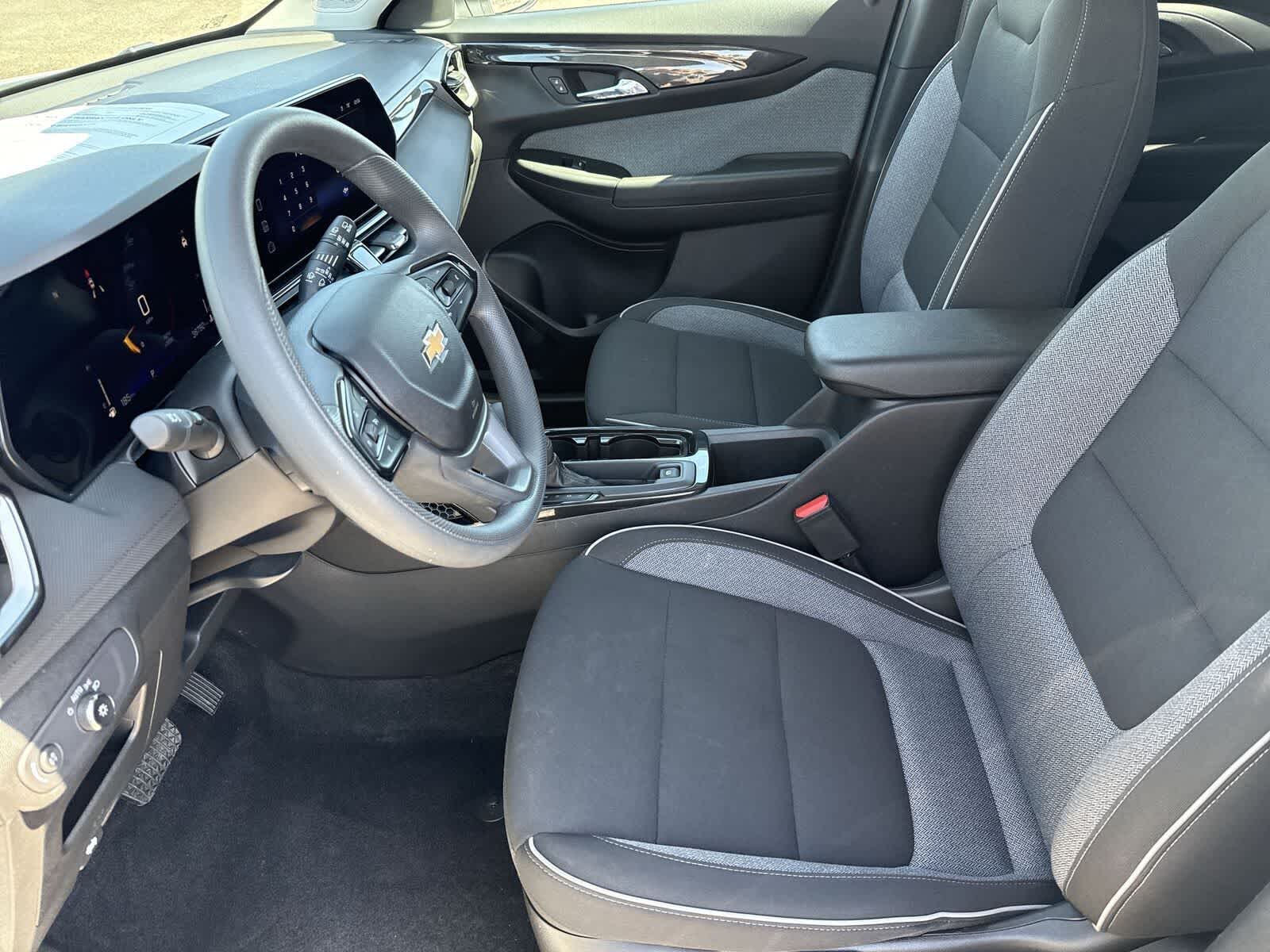 Thumbnail: 2025 Chevrolet TrailBlazer - 17