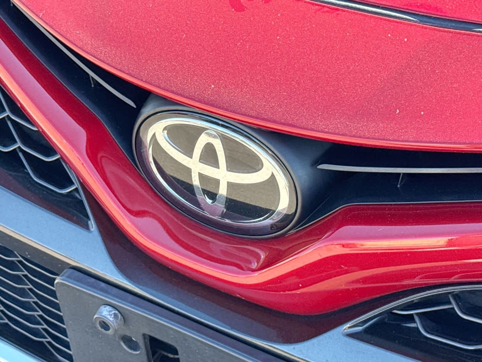 Thumbnail: 2023 Toyota Camry - 32