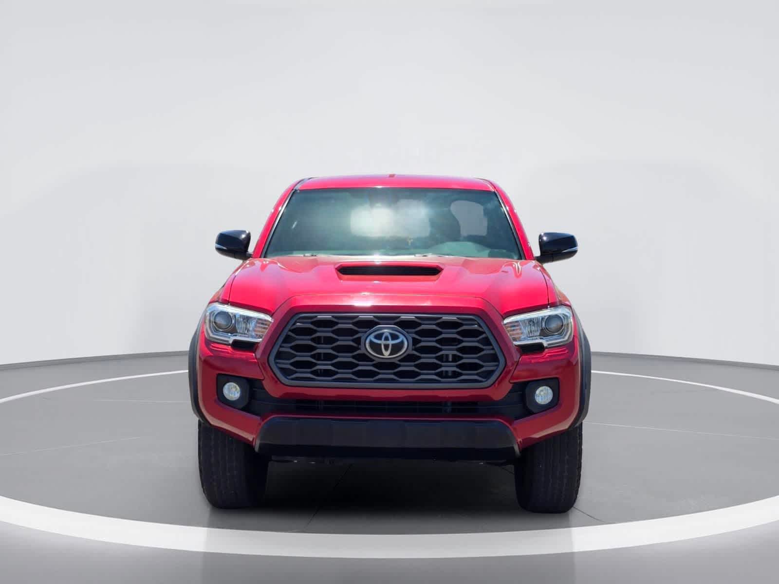 Thumbnail: 2020 Toyota Tacoma - 8