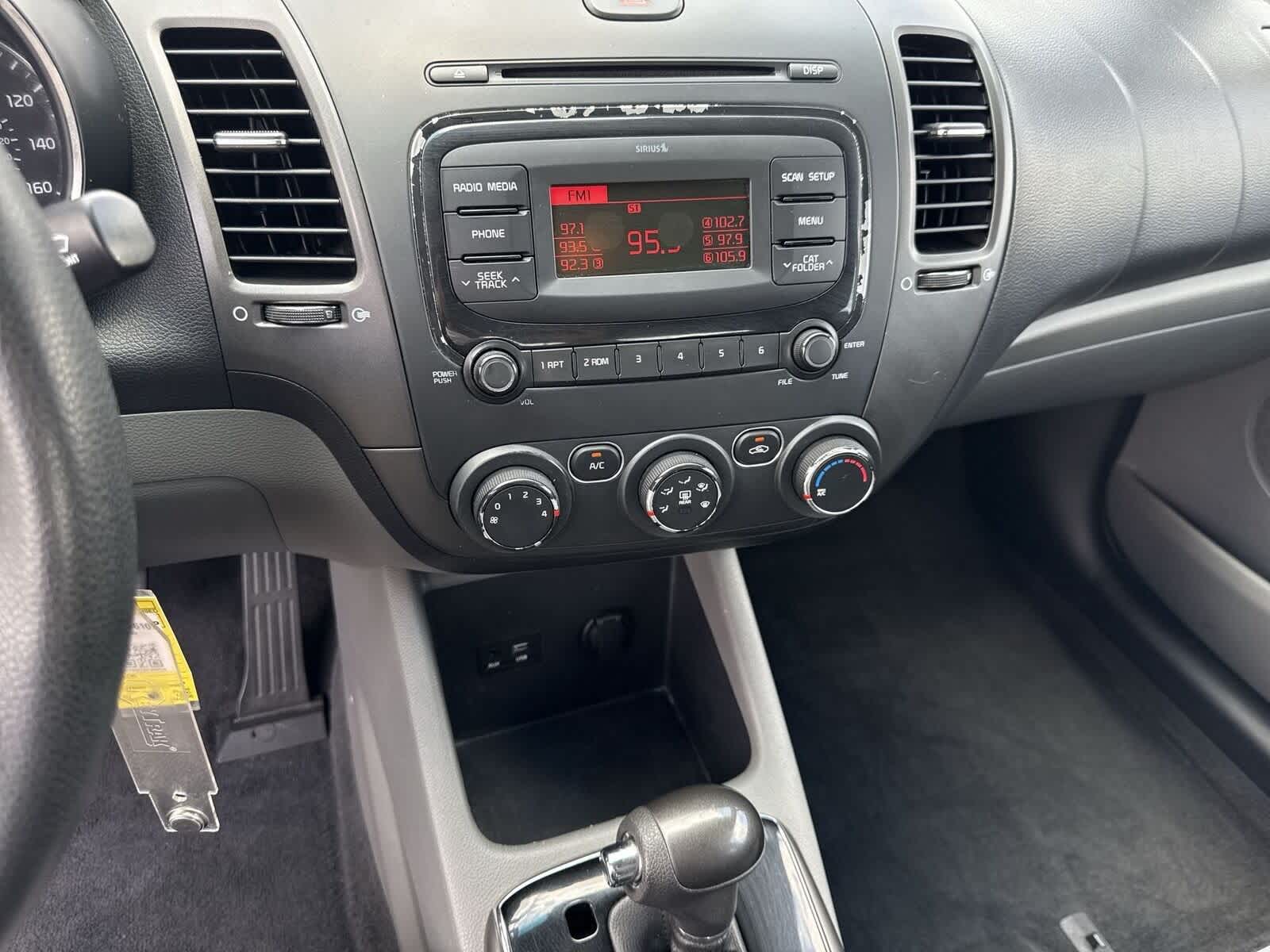 2017 Kia Forte LX 19