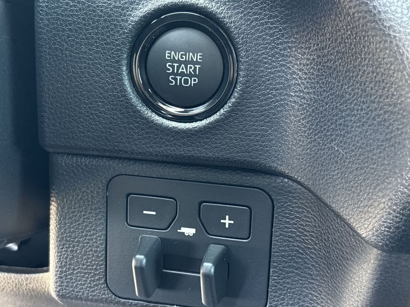 Thumbnail: 2025 Toyota Tundra - 26