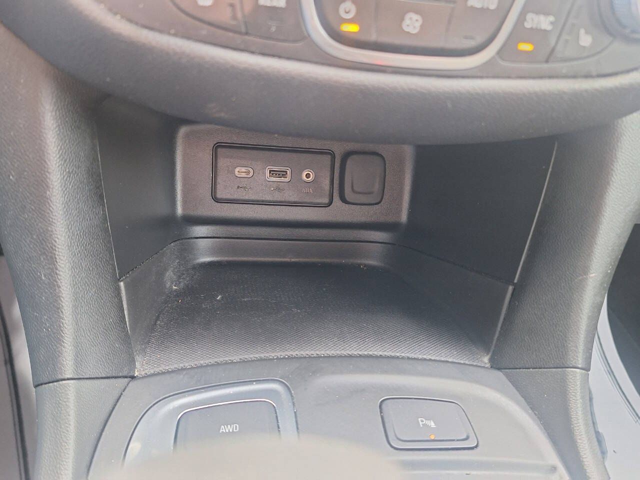 2023 Chevrolet Equinox LT - Photo 12