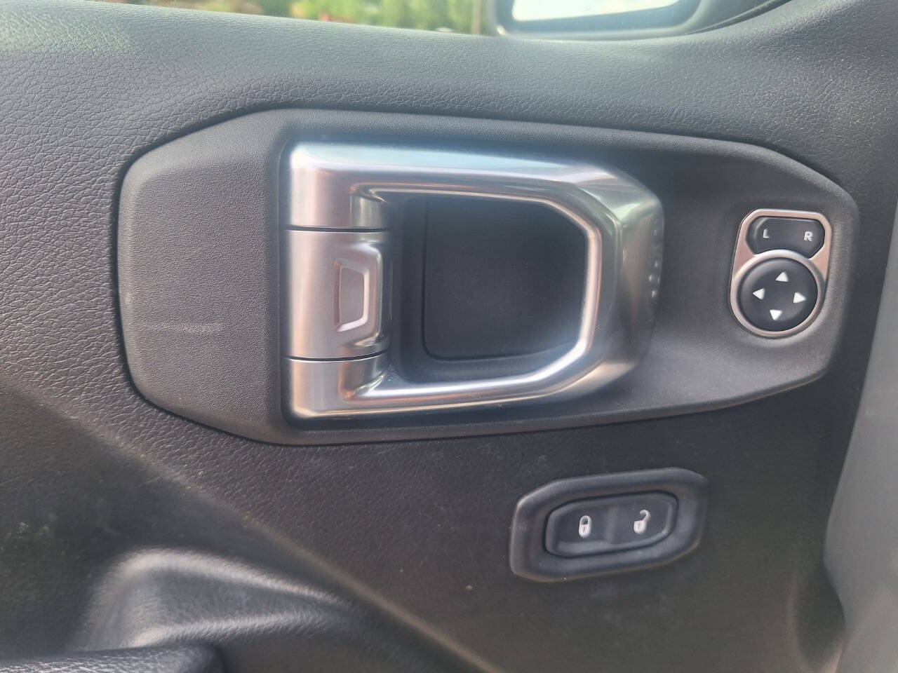 2023 Jeep Gladiator Sport S - Photo 27