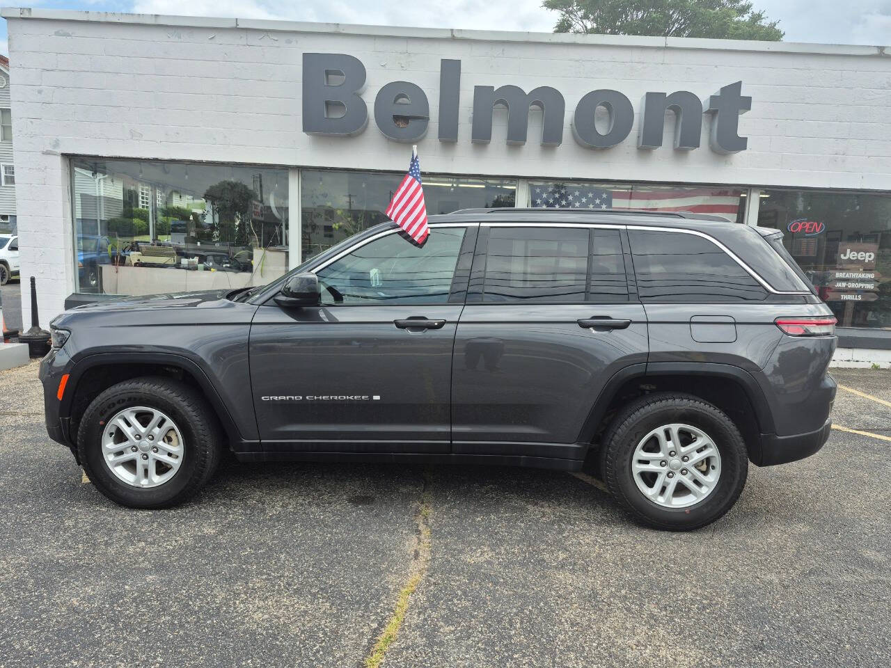 2024 Jeep Grand Cherokee Laredo - Photo 7