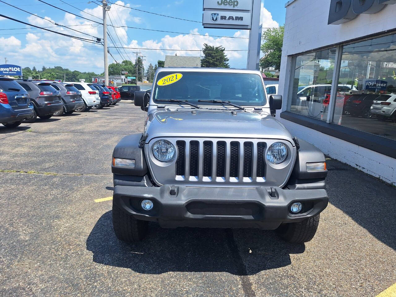 2021 Jeep Wrangler Unlimited Sport photo 2