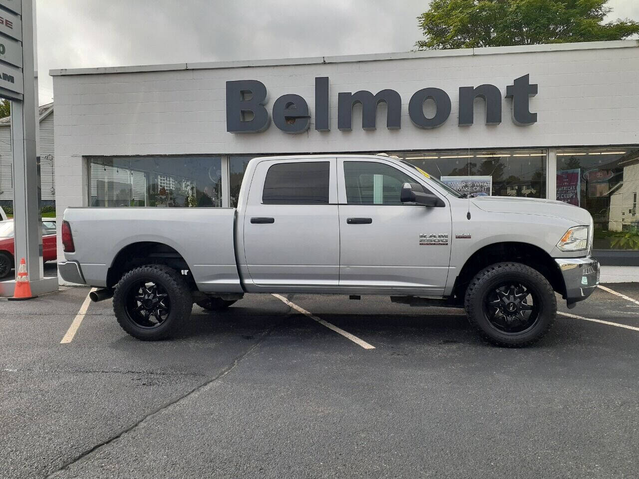 Used 2017 RAM Ram 2500 Pickup Tradesman with VIN 3C6UR5CJ6HG571709 for sale in Barnesville, OH