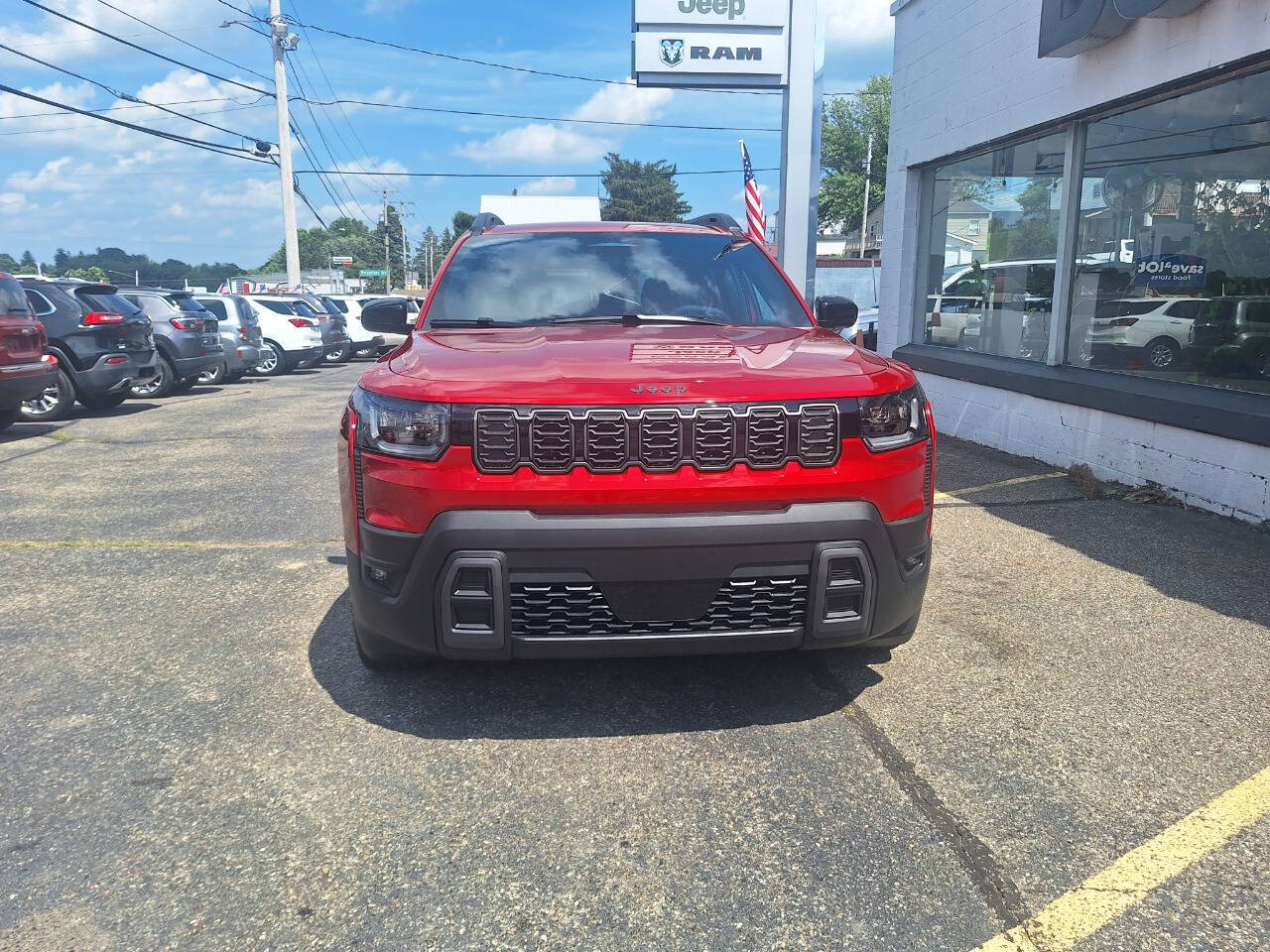 2026 Jeep Cherokee Laredo - Photo 3