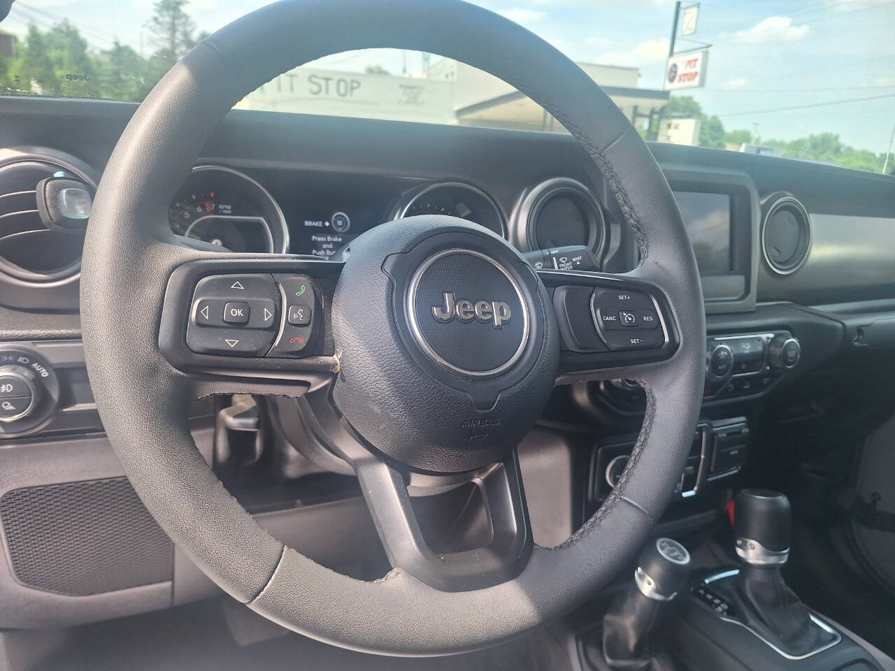 2023 Jeep Gladiator Sport S - Photo 17