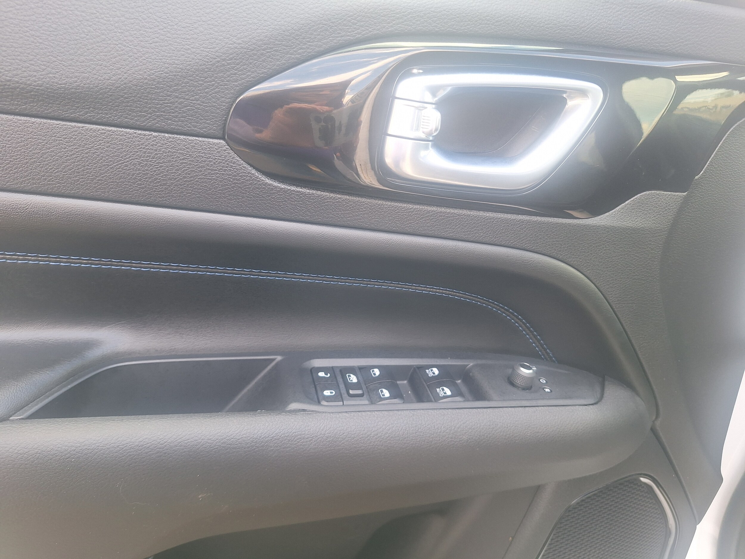 2026 Jeep Compass Altitude - Photo 18