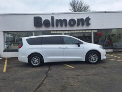 2026 Chrysler Voyager Minivan