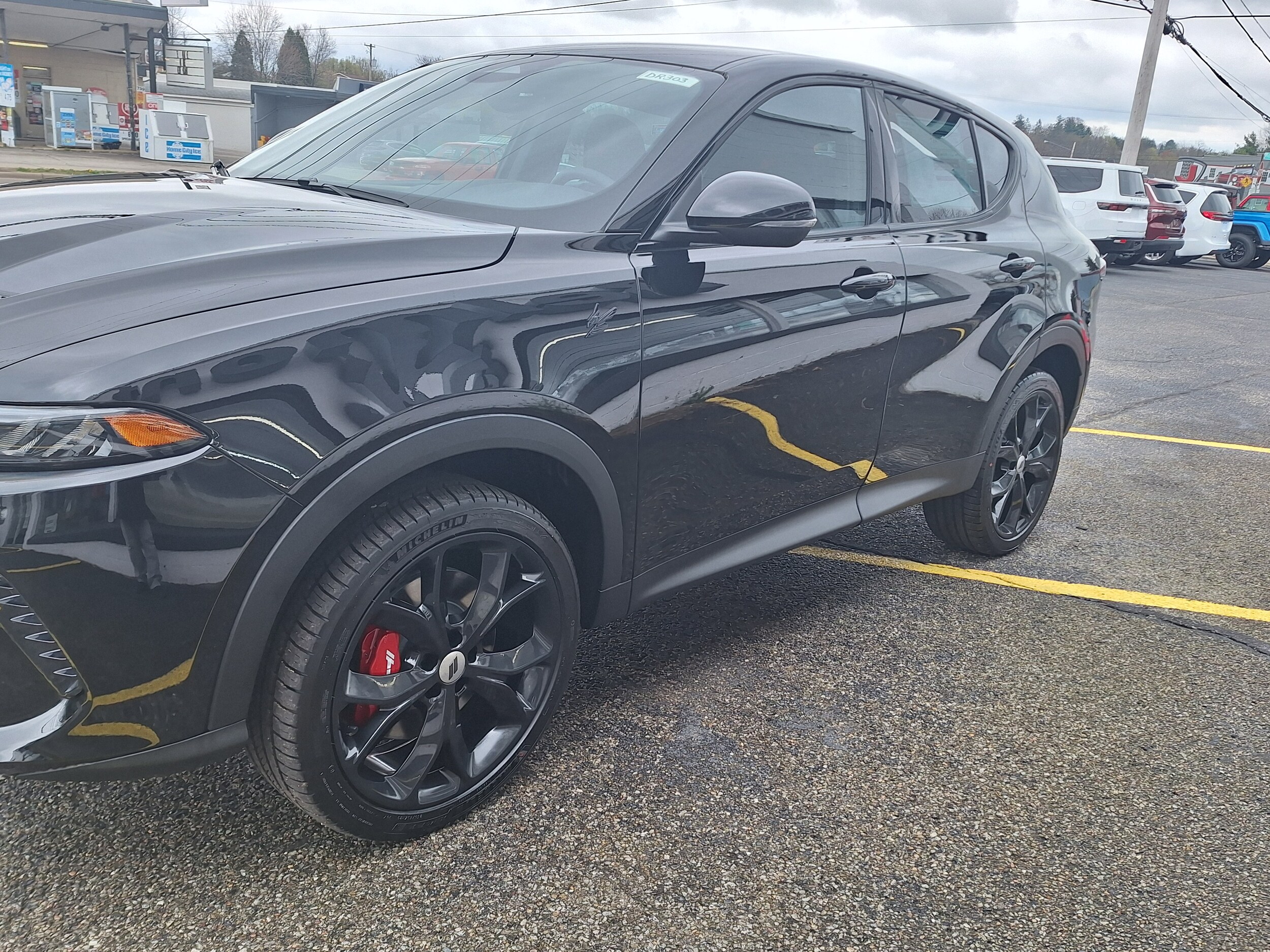 2024 Dodge Hornet GT photo 2