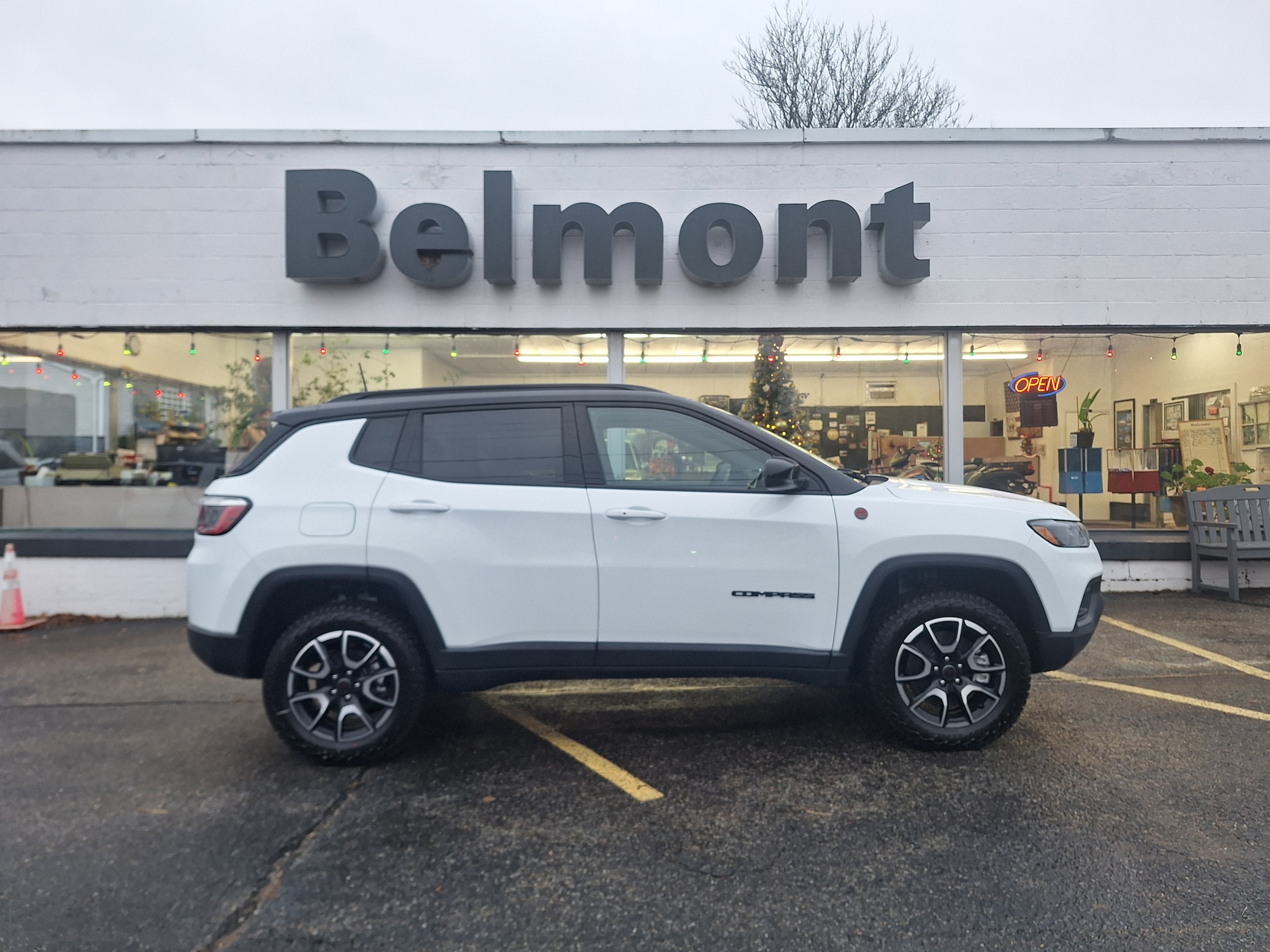 2026 Jeep Compass Trailhawk's photo