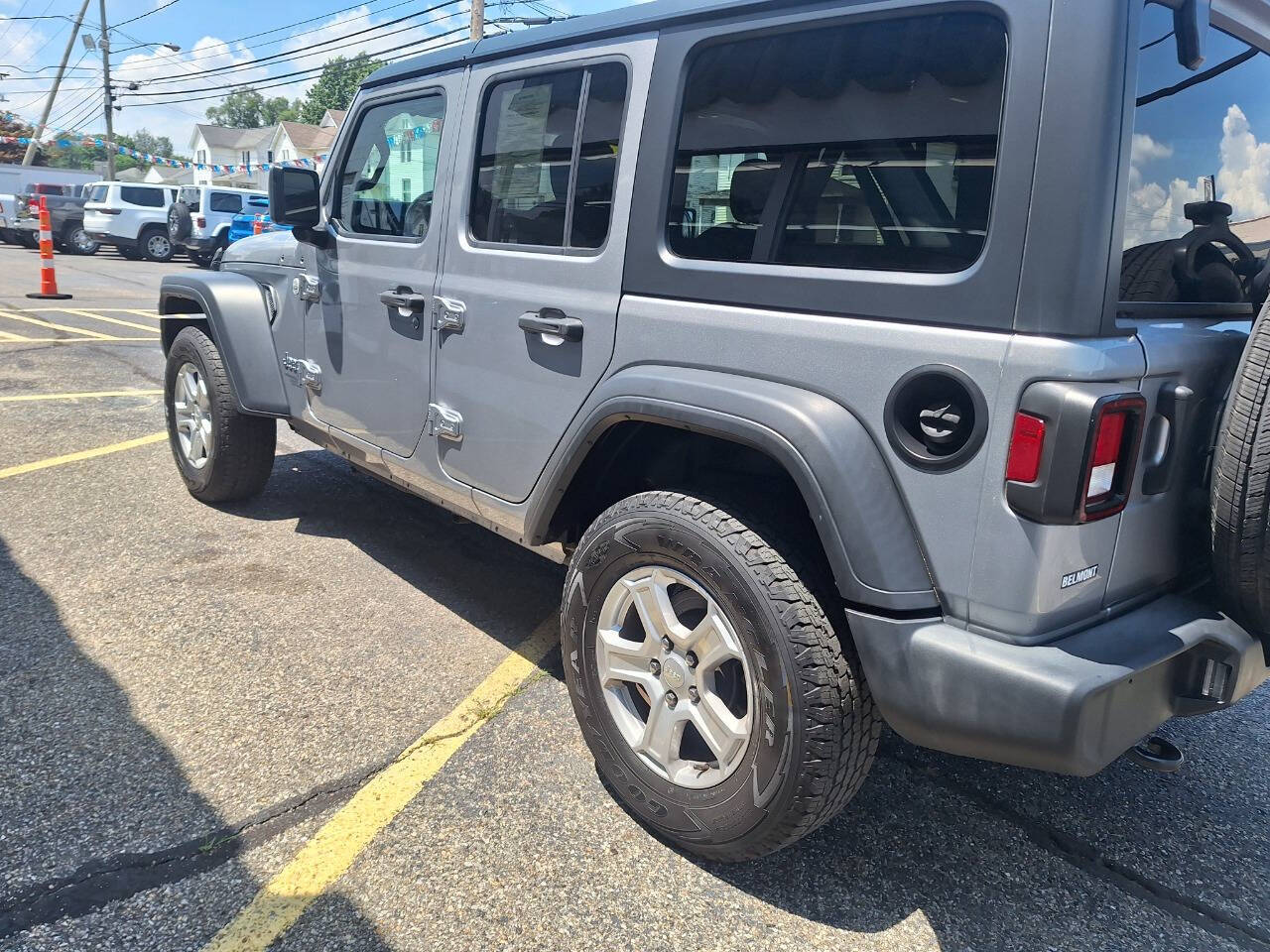 2021 Jeep Wrangler Unlimited Sport photo 4