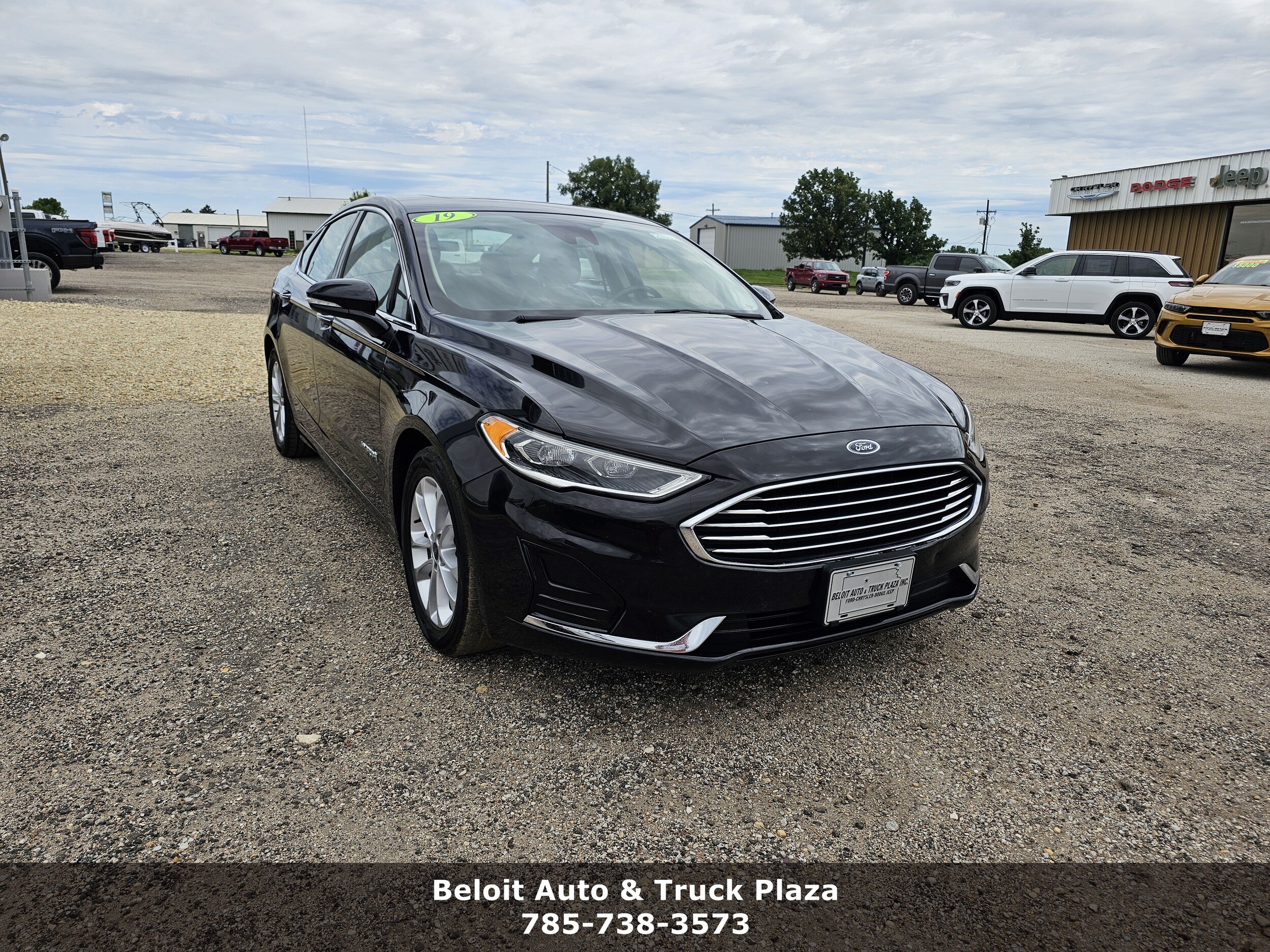 Used 2019 Ford Fusion Hybrid SEL with VIN 3FA6P0MU1KR259320 for sale in Beloit, KS
