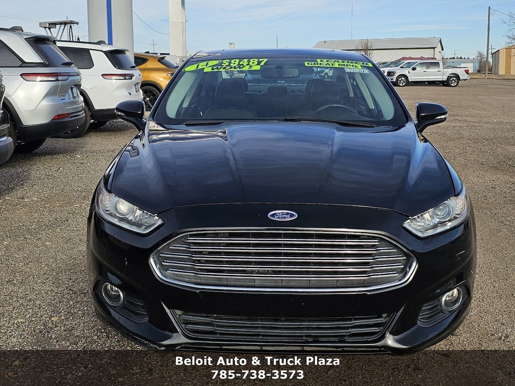 Used 2014 Ford Fusion SE Sedan