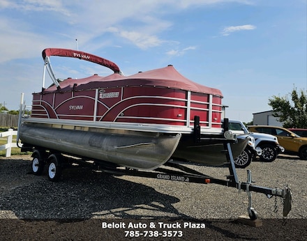 2018 Sylvan Pontoon