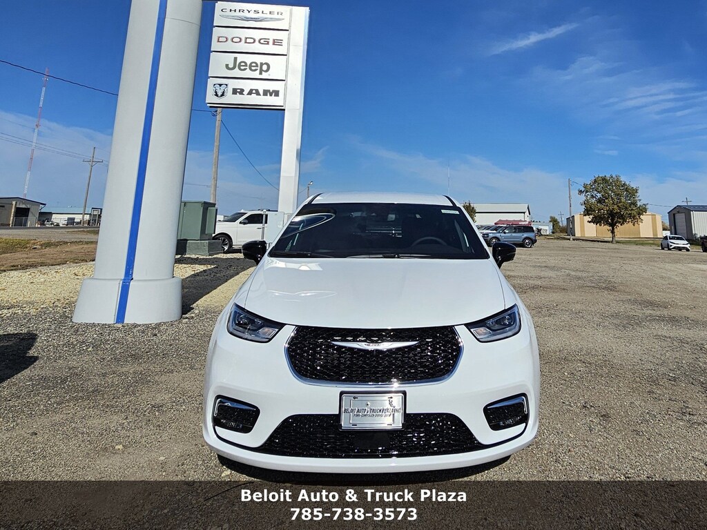 New 2026 Chrysler Pacifica Select Select FWD