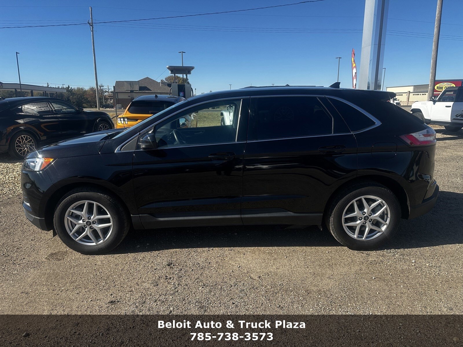 Used 2024 Ford Edge SEL with VIN 2FMPK4J97RBA52570 for sale in Beloit, KS