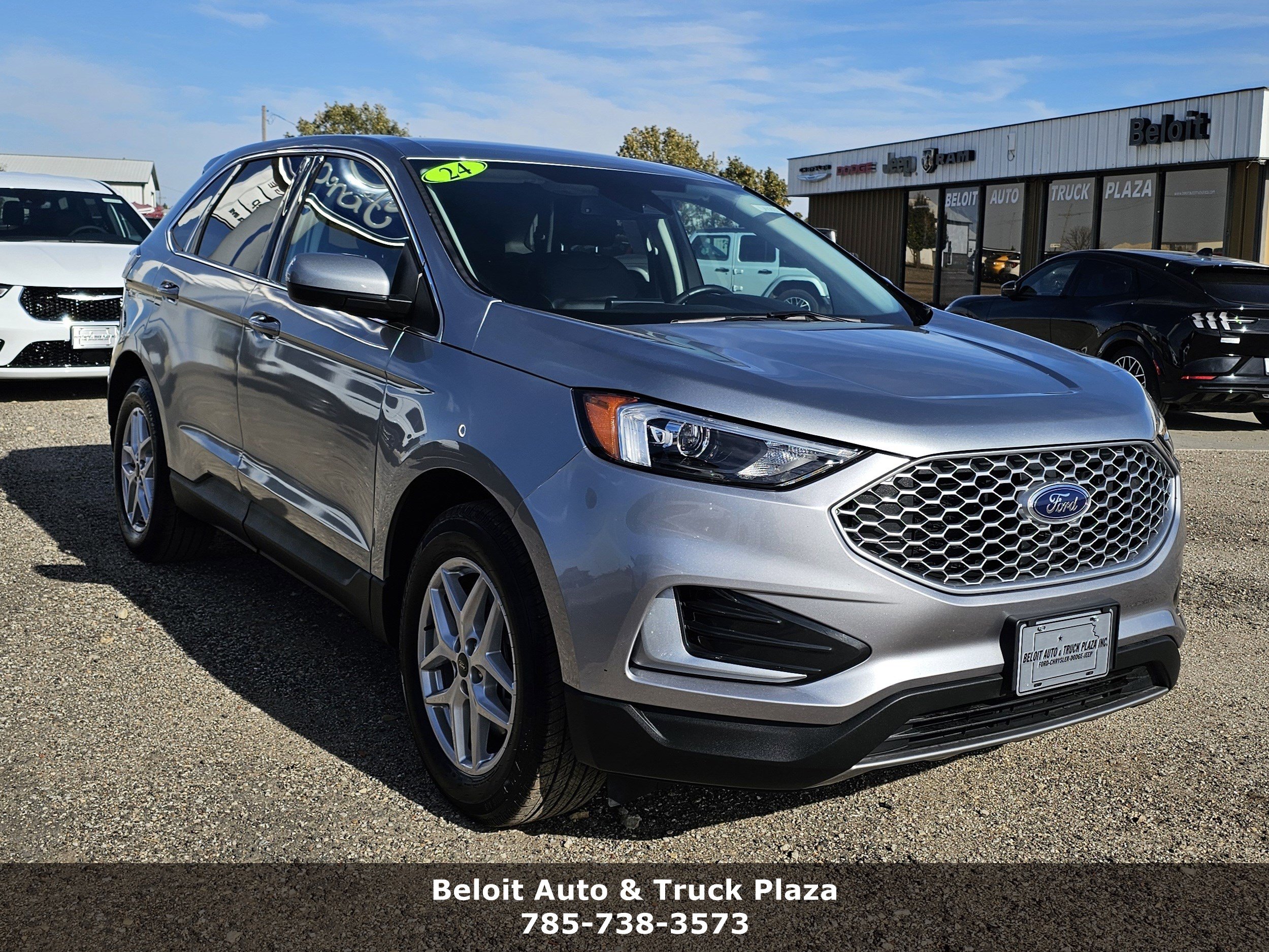 2024 Ford Edge SEL's photo