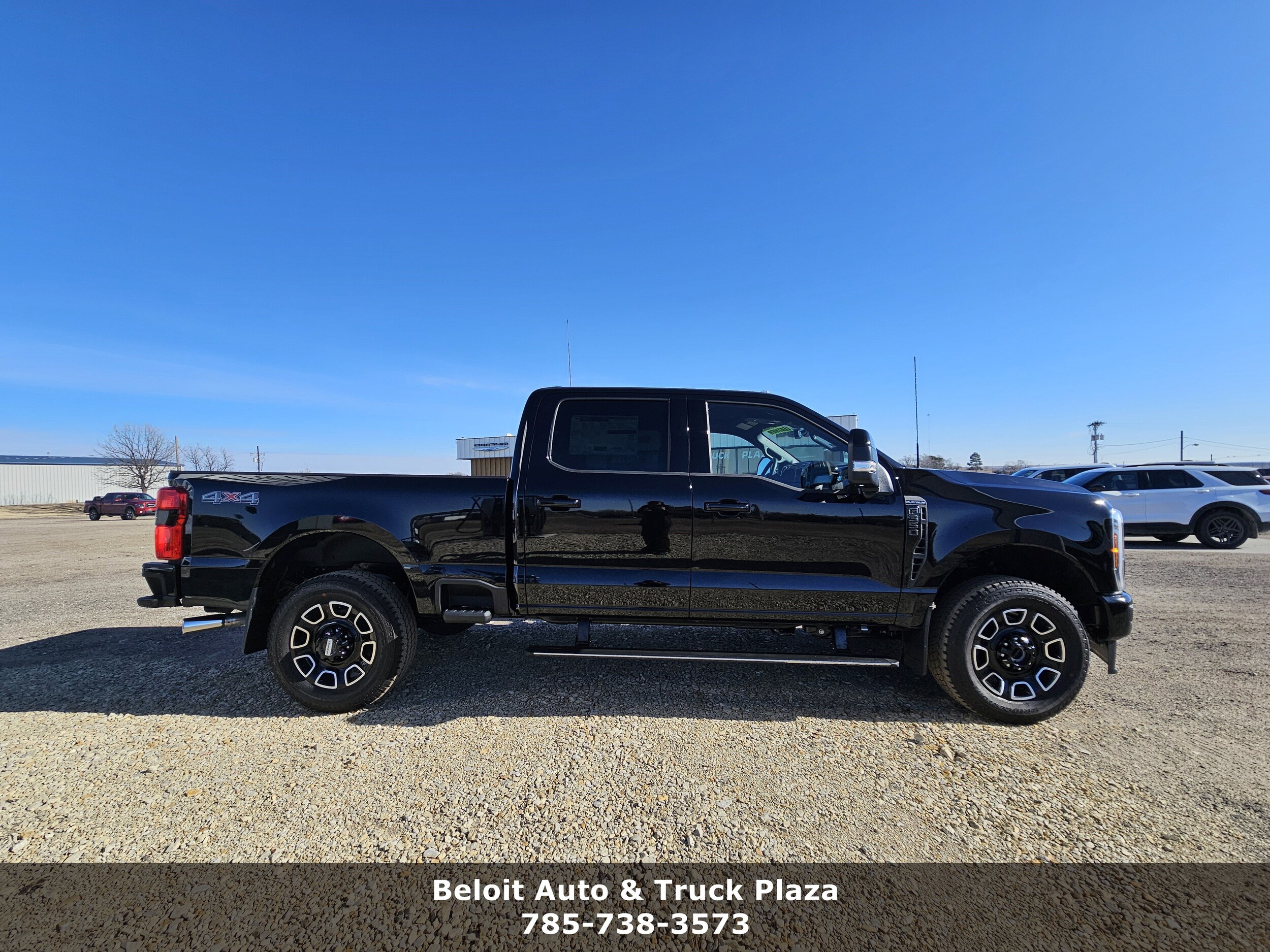 2026 Ford F-350 Super Duty Platinum - Photo 15
