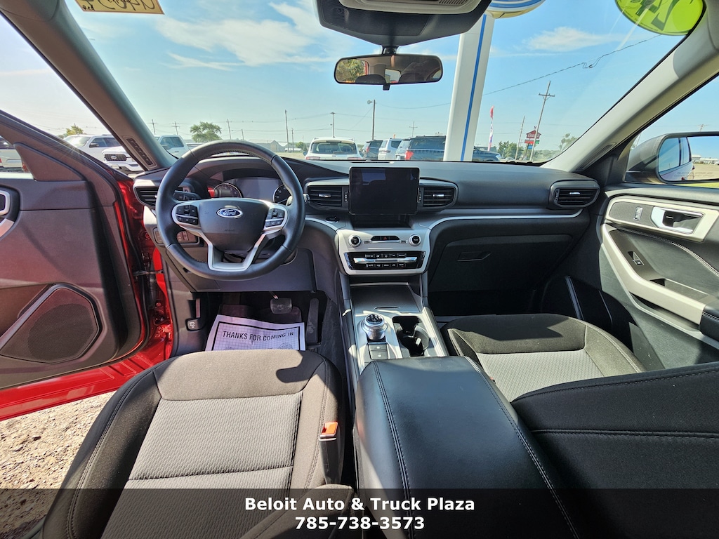 Used 2024 Ford Explorer XLT SUV