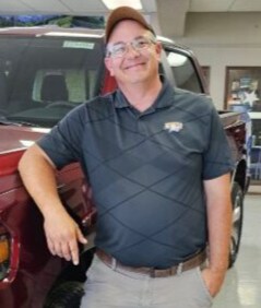 Staff member Eric Cole from ID_9540bc598592