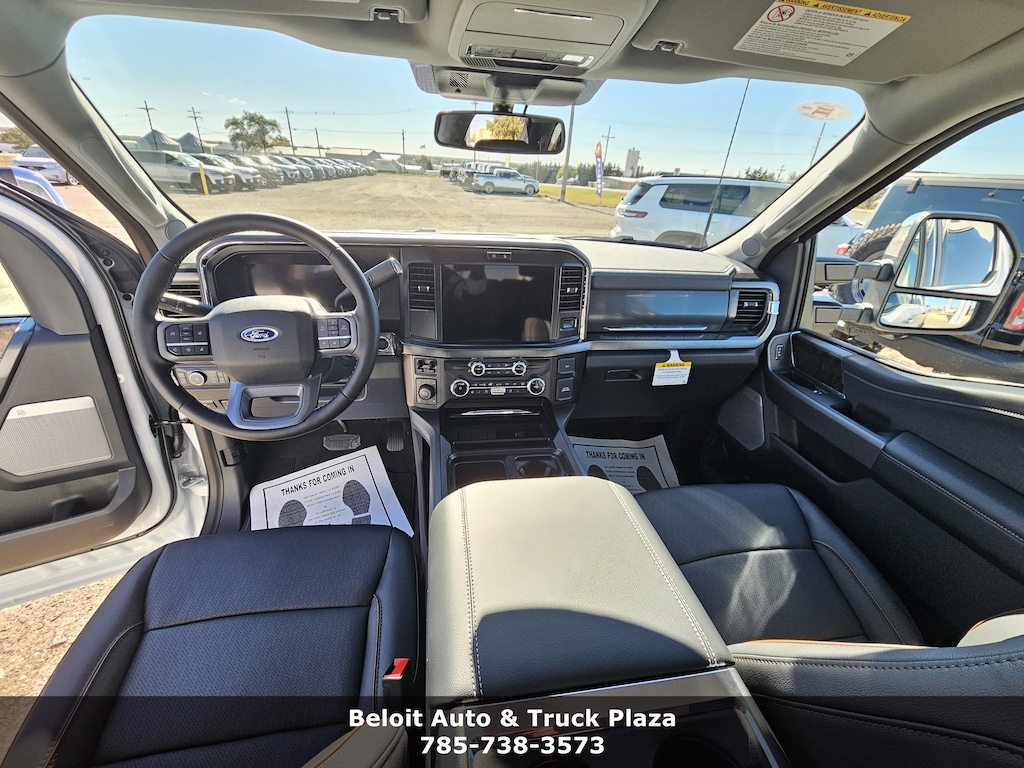 New 2026 Ford F-350 LARIAT 4WD Crew Cab 6.75 Box