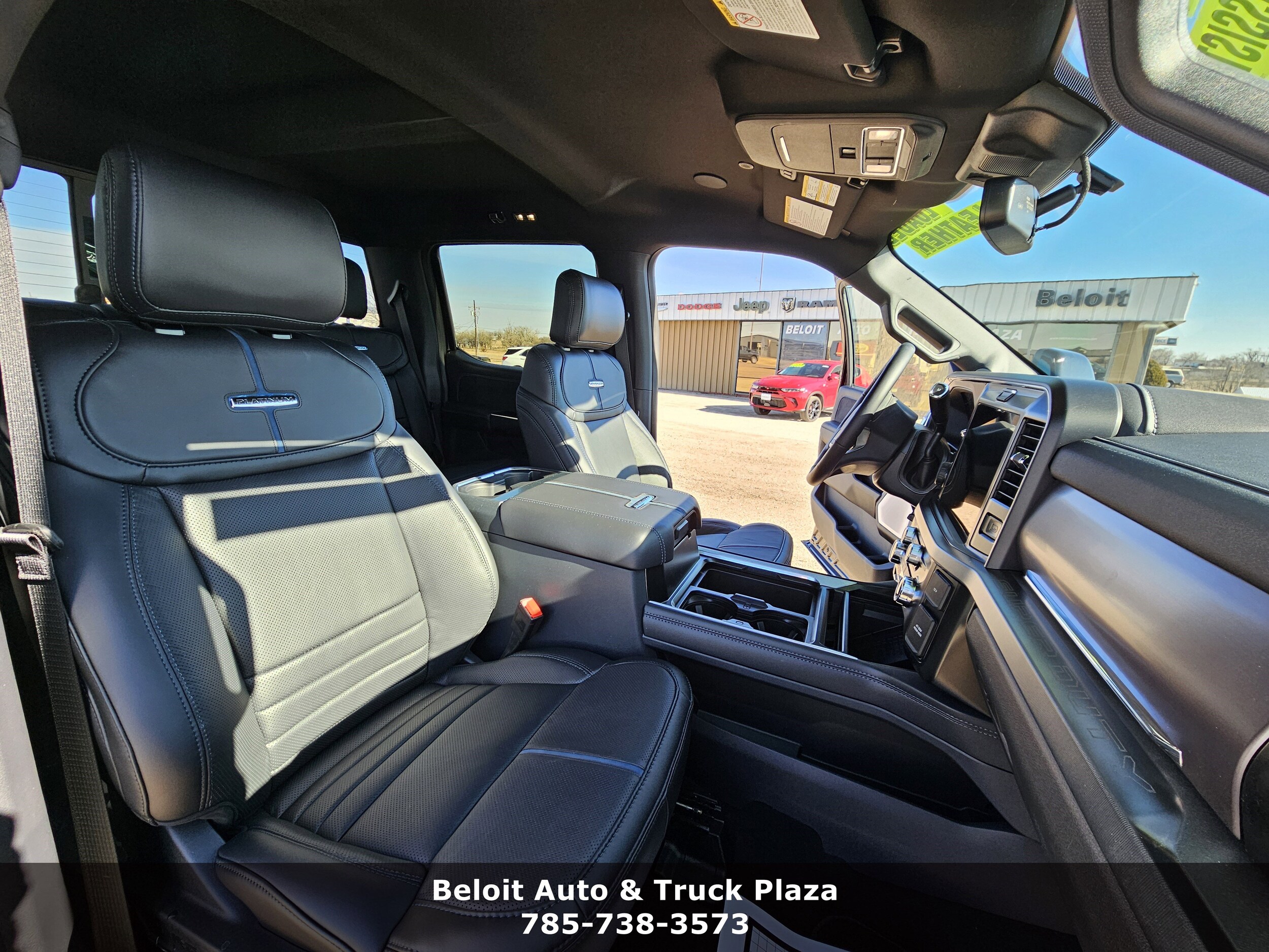 2026 Ford F-350 Super Duty Platinum - Photo 16
