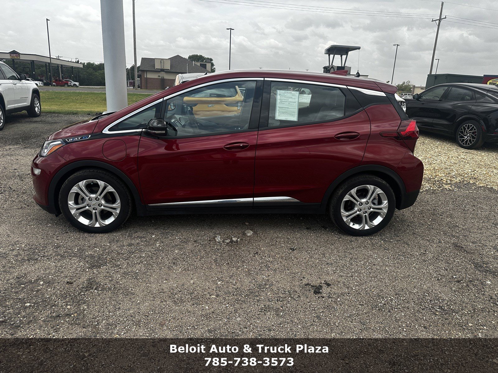 Used 2021 Chevrolet Bolt EV LT with VIN 1G1FY6S0XM4114503 for sale in Beloit, KS