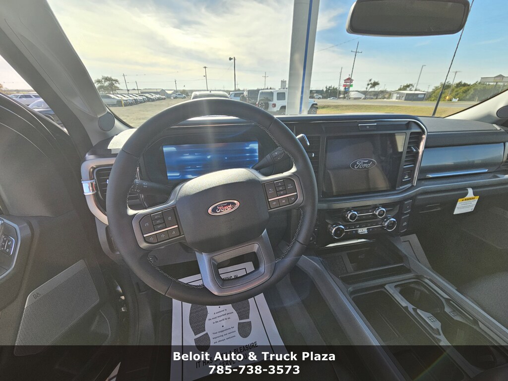 New 2026 Ford F-250 LARIAT 4WD Crew Cab 6.75 Box