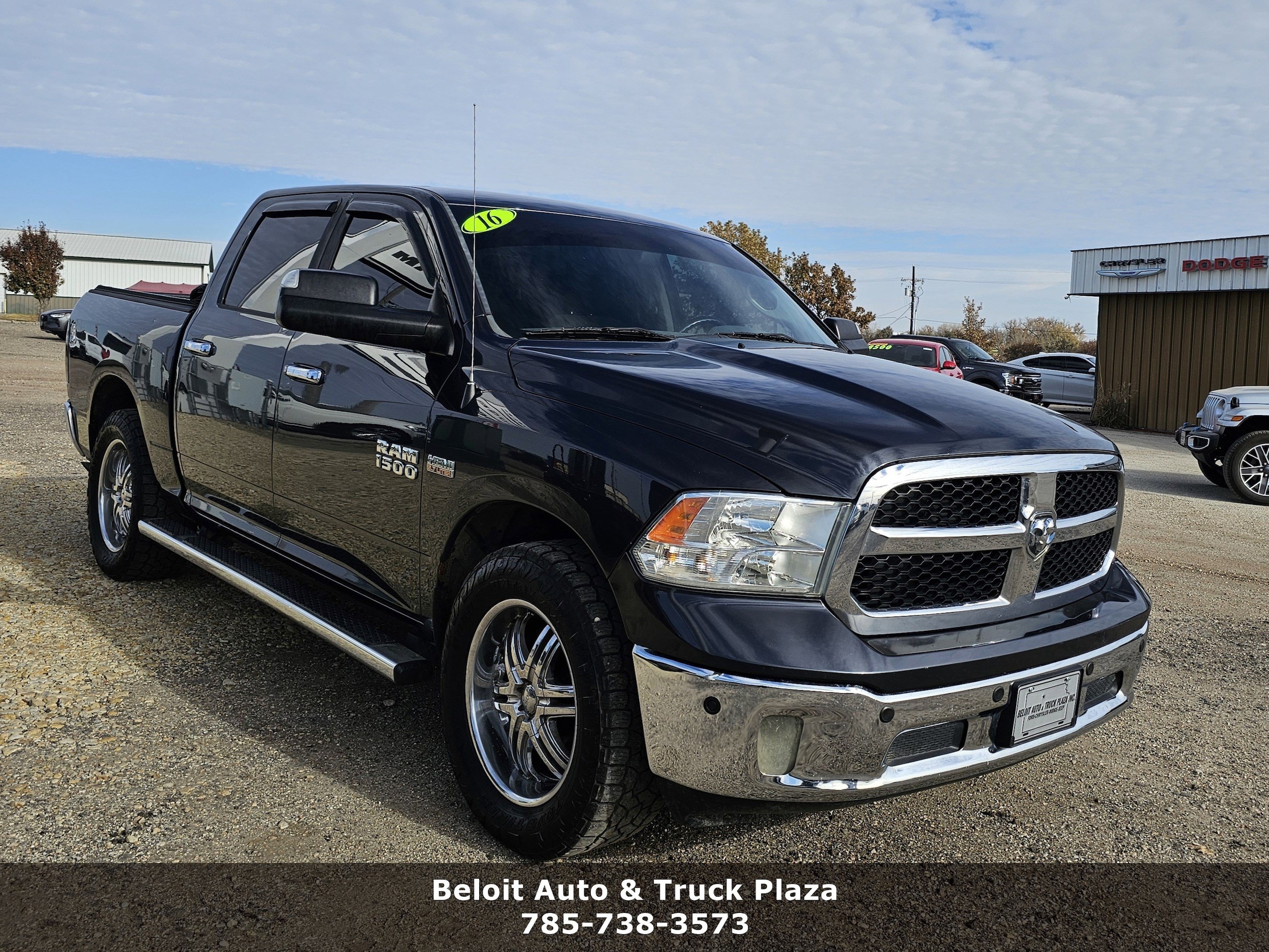 2016 RAM Ram 1500 SLT's photo