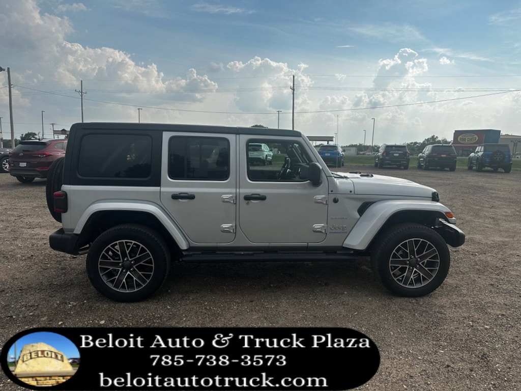 Used 2023 Jeep Wrangler 4xe Sahara SUV