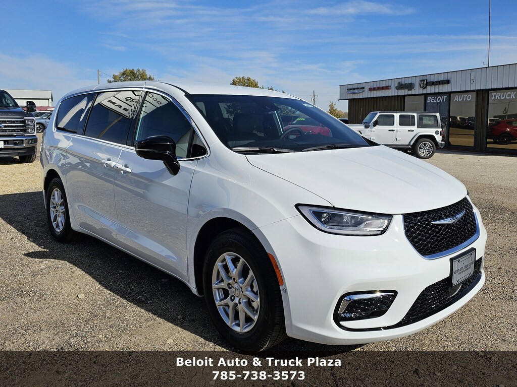 New 2026 Chrysler Pacifica Select Select FWD