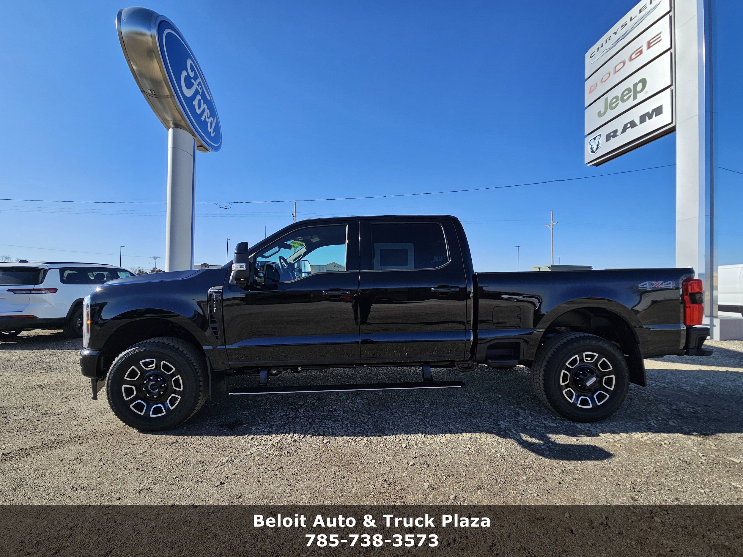2026 Ford F-350 Super Duty Platinum - Photo 6