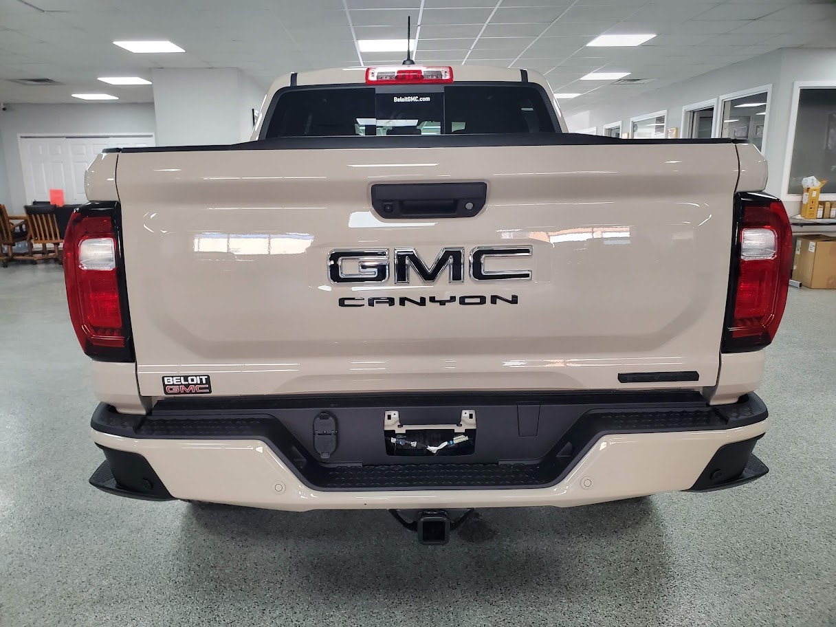 2026 GMC Canyon Elevation - Photo 6