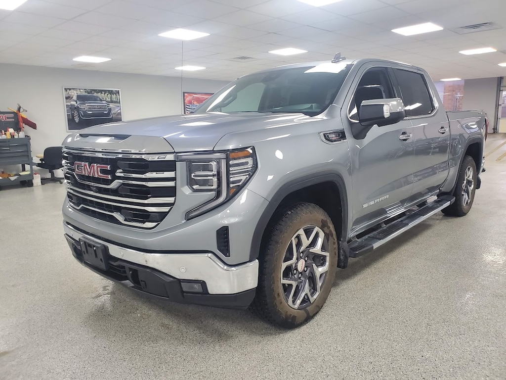 Used 2025 GMC Sierra 1500 SLT Truck