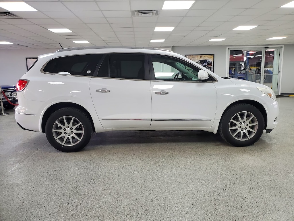 Used 2016 Buick Enclave Leather SUV