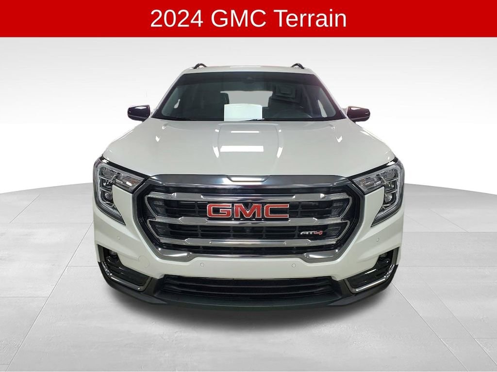 Used 2024 GMC Terrain AT4 SUV