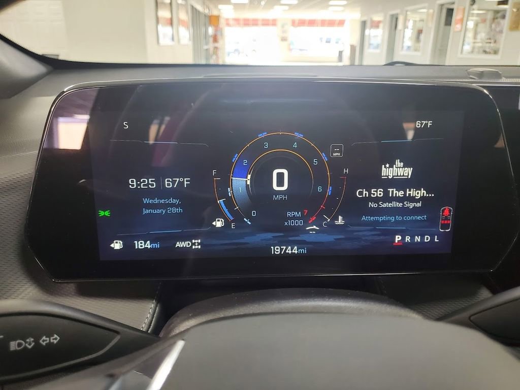 2025 Chevrolet Equinox LT - Photo 17