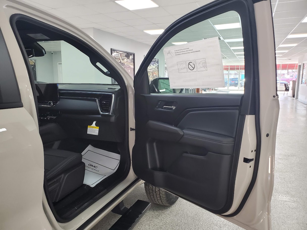 2026 GMC Canyon Elevation - Photo 26