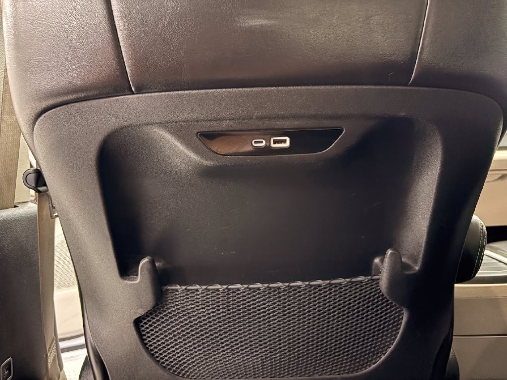 2024 Chrysler Pacifica Touring L - Photo 26