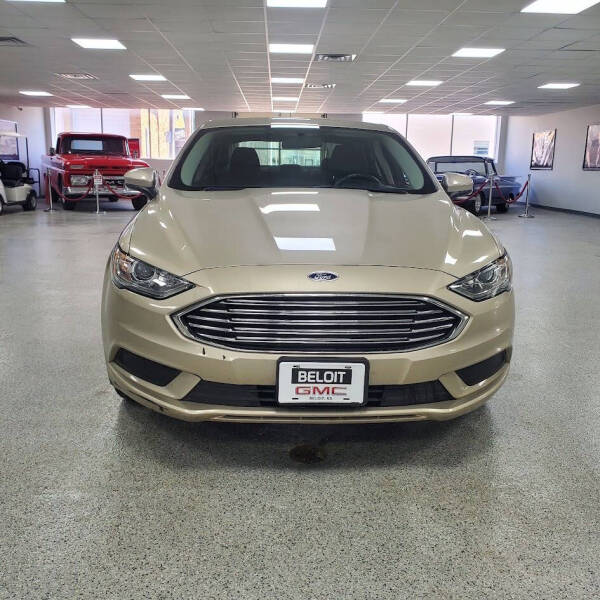 Used 2018 Ford Fusion SE with VIN 3FA6P0HD8JR202928 for sale in Beloit, KS