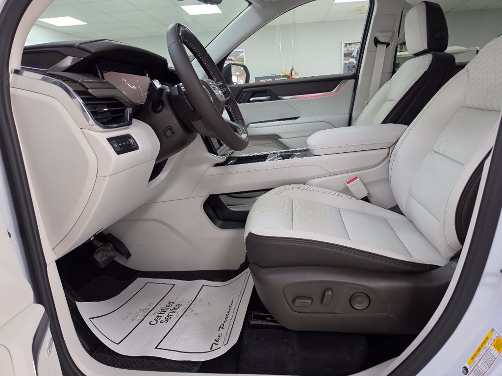 2027 GMC Acadia Denali - Photo 17