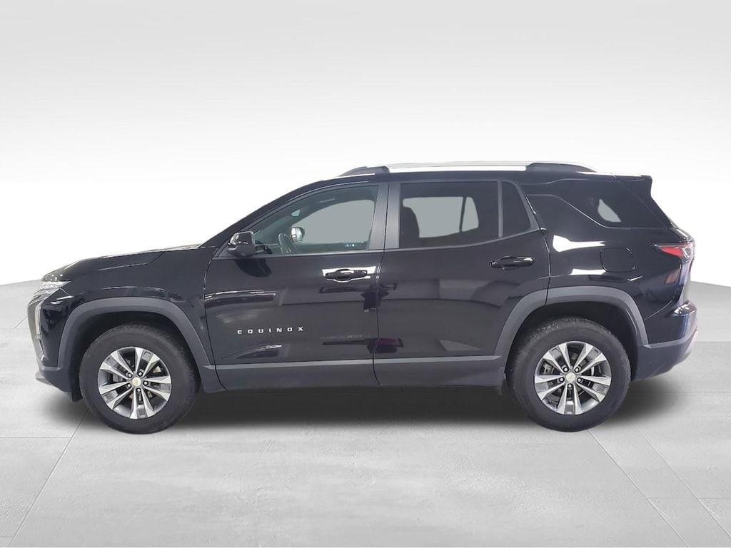 2025 Chevrolet Equinox LT - Photo 11