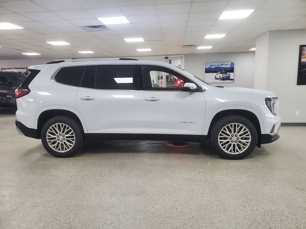 New 2026 GMC Acadia Denali SUV